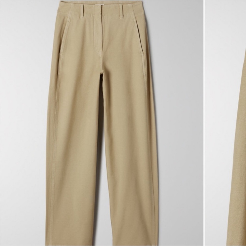 Aritzia Women's Khaki wide legged pants